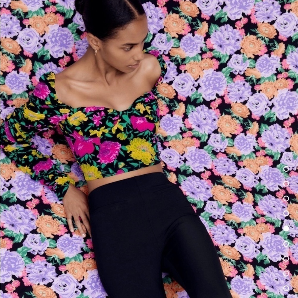 ⚡️10$ sale⚡️ Zara Women's Long Sleeve Floral Crop Top Size XS - Picture 7 of 8